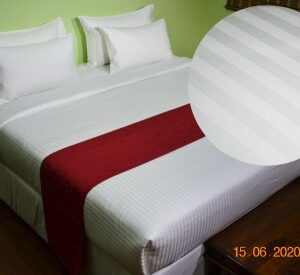 1 cm Satin Striped White 300 TC 100% Cotton Duvet Cover
